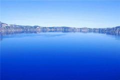 梦见湖水