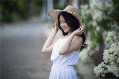 耳垂厚大面相的人个性